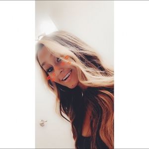 Meet your Posher, Ali